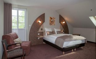 bg-chambre-confort-003-699d5b8f85eb2.jpg